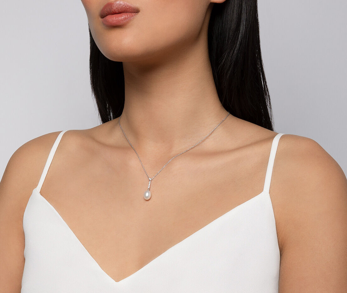 Girl wearing necklace top